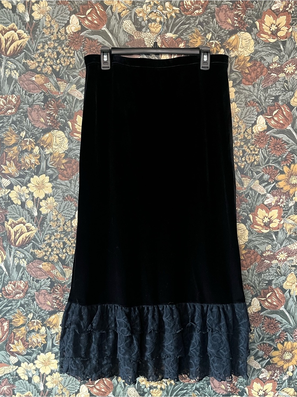 Vintage 90s Y2K Black Velvet Maxi Skirt with Lace Ruffle hem Goth Whimsigoth